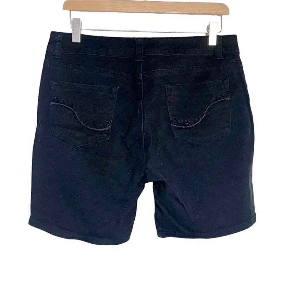 Roz & Ali Jean Shorts 10 Black Bermuda Embroidered Studded Pockets Stretch